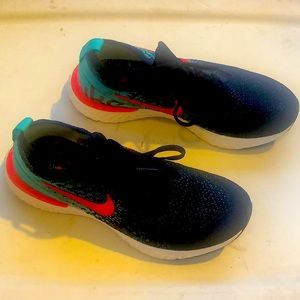 Nike Epic react Flyknit